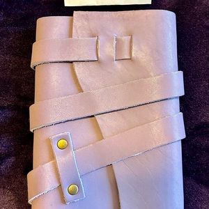 Portland Leather Goods Small Leather Wrap Journal - Lavender